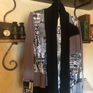 Oversized NWT Art to Wear graphics business casual wear